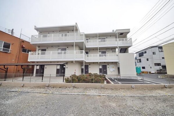 レオネクストラベンダーの物件外観写真